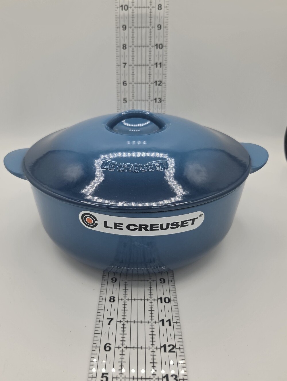 Le Creuset Legumier Cast Iron Round Casserole 3.8L 24cm  Marseille w/ Lid